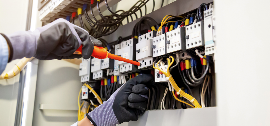 LT Service (240V to 415V)